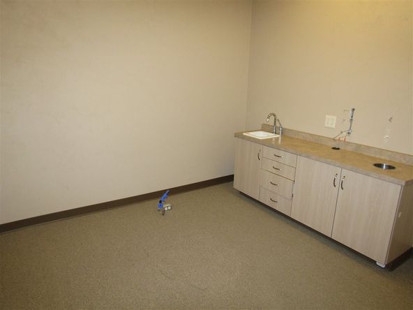 1504 Creston Park Dr, Janesville, WI 53545